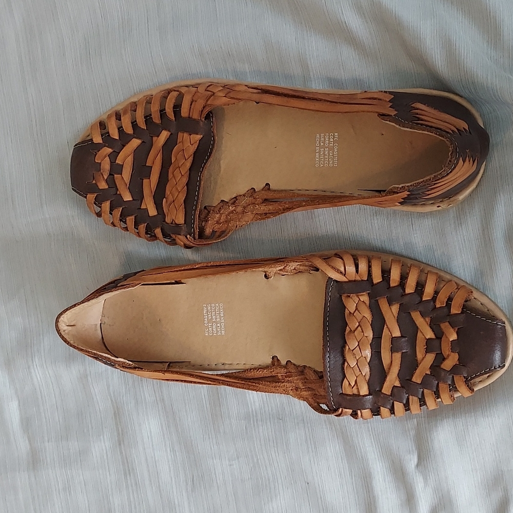 Huarache sandles